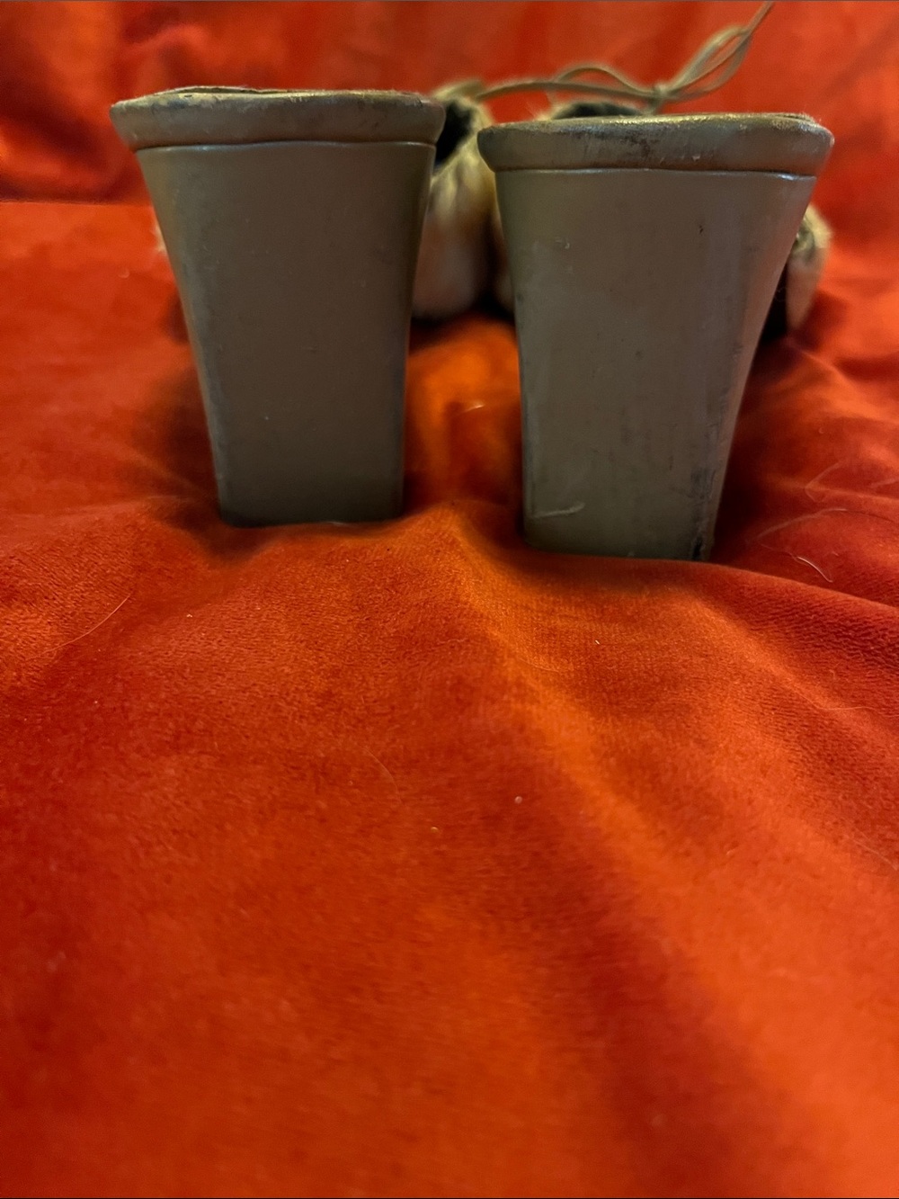 Brazilian-made Beige Haircalf Slip-On Mule Heels with Bow Accent SZ 39, US9 - Picture 7 of 12